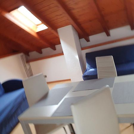Appartamenti Vacanze E Camere Roccetta Fiorita Петтенаско Номер фото
