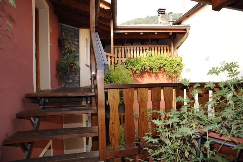 Appartamenti Vacanze E Camere Roccetta Fiorita Петтенаско Номер фото